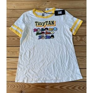 NWT Tiny Tan K Pop Graphic T Shirt Large Women’s White Short Sleeve MSRP $29.90